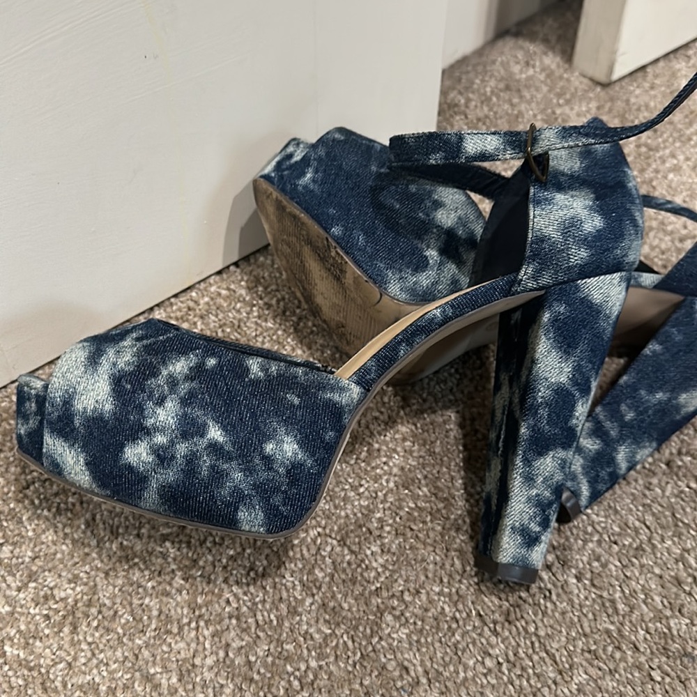 Denim Platform Heels - Picture 4 of 5
